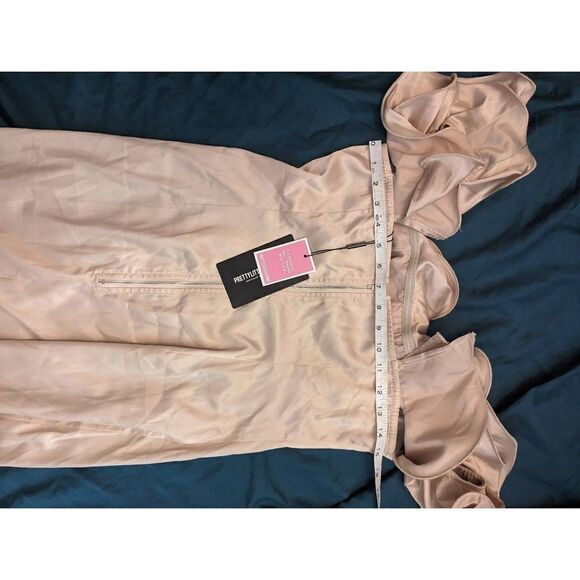 PRETTY little thing champagne cocktail dress body con satin ruffled neckline nwt - Picture 7 of 9